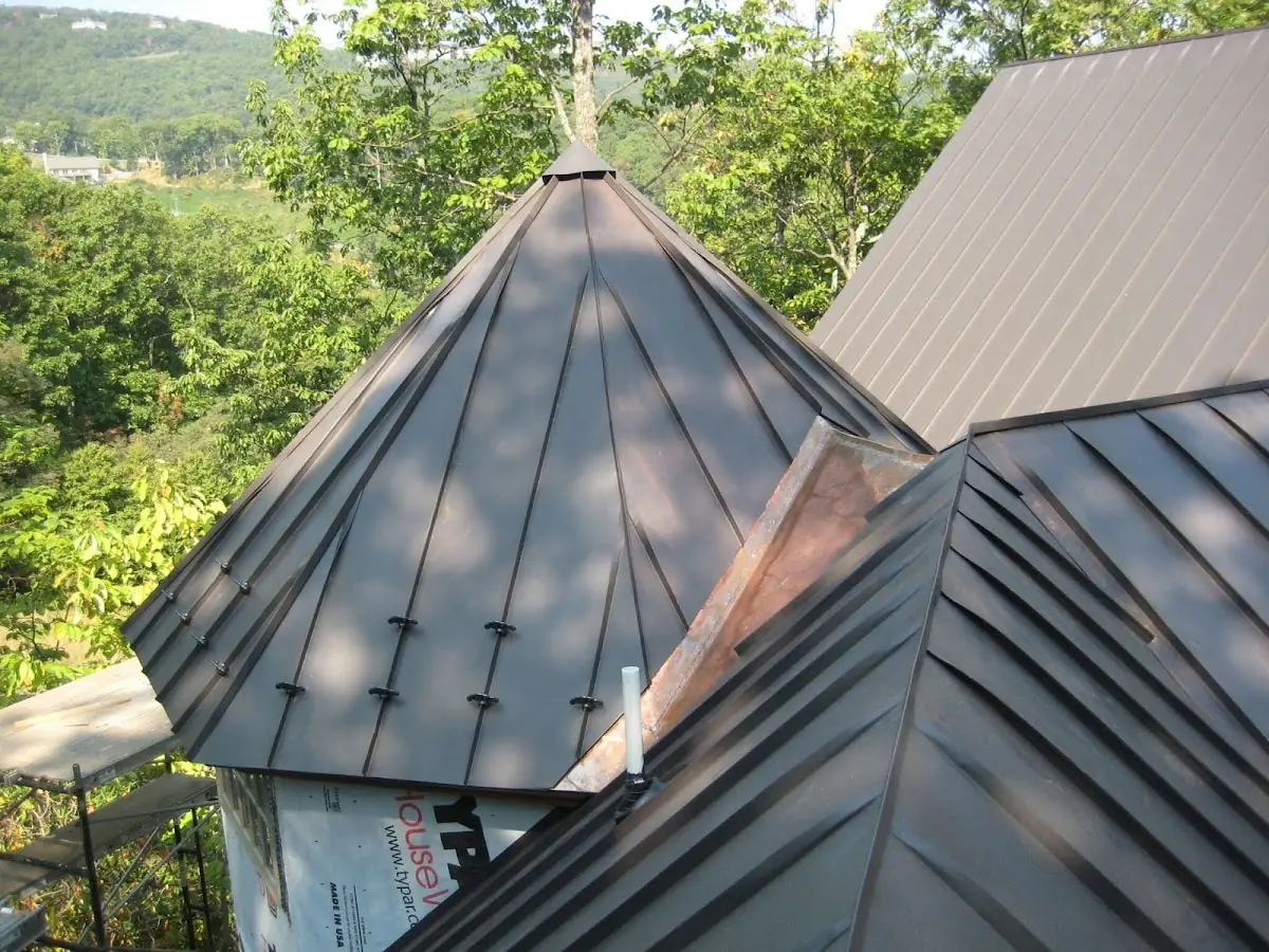 Professional Gutter Cleaning by Craftsman Roofing in Guadalupe